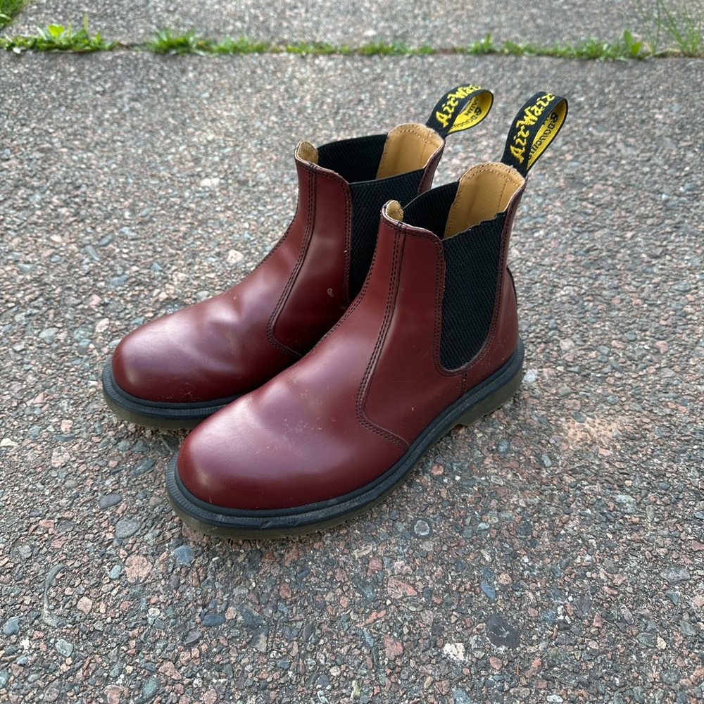 Dr. Martens Men's Burgundy Chelsea Boots